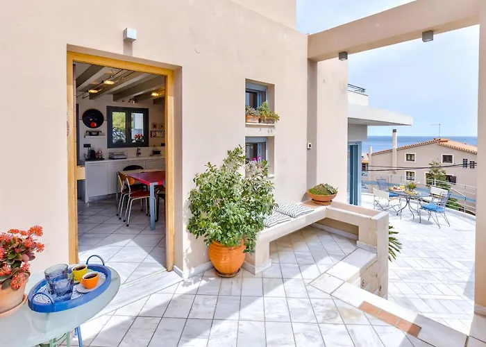 Modern Flat With Panoramic Sea View