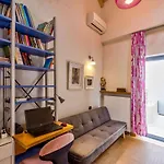 Apartment Modern Flat With Panoramic Sea View