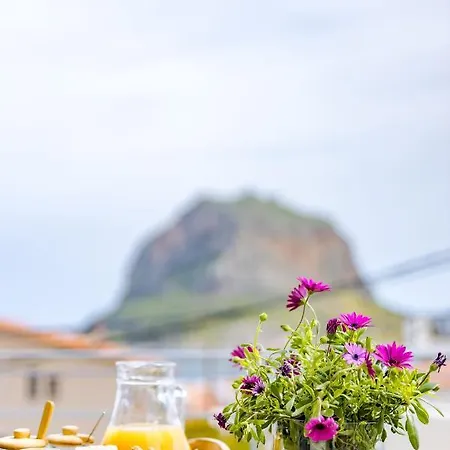 Modern Flat With Panoramic Sea View