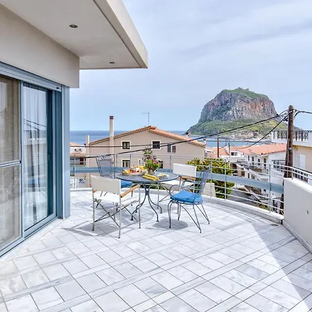 Modern Flat With Panoramic Sea View