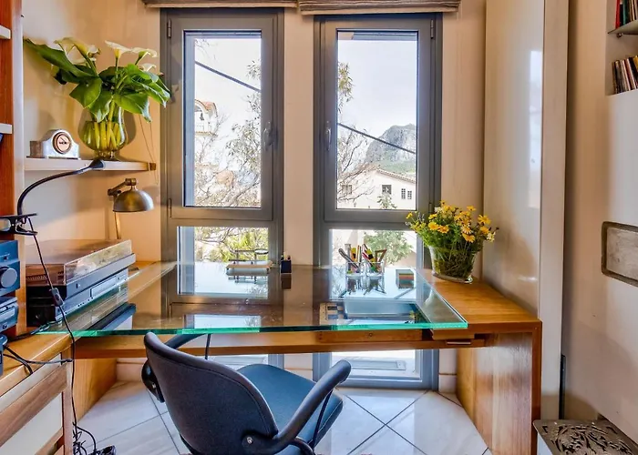 Modern Flat With Panoramic Sea View * מונמבאסיה