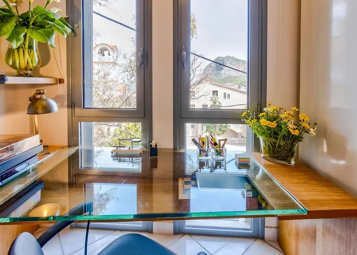 דירה Modern Flat With Panoramic Sea View מונמבאסיה