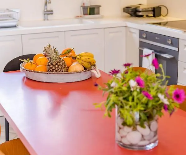 Apartament Modern Flat With Panoramic Sea View