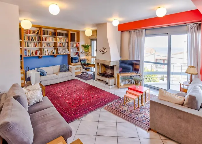 Апартаменты Modern Flat With Panoramic Sea View